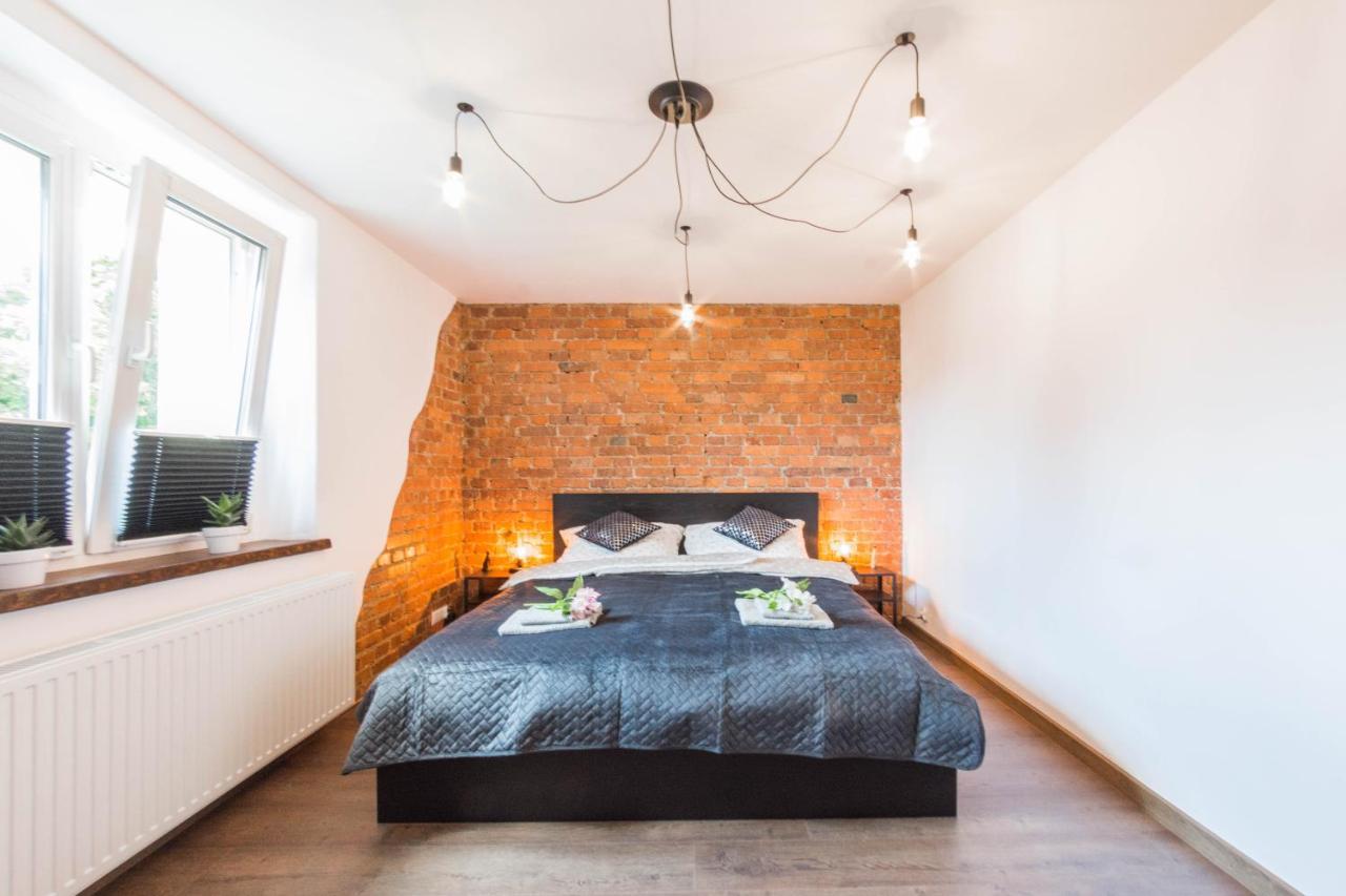 Apartament Wita Stwosza Jelenia Góra Extérieur photo
