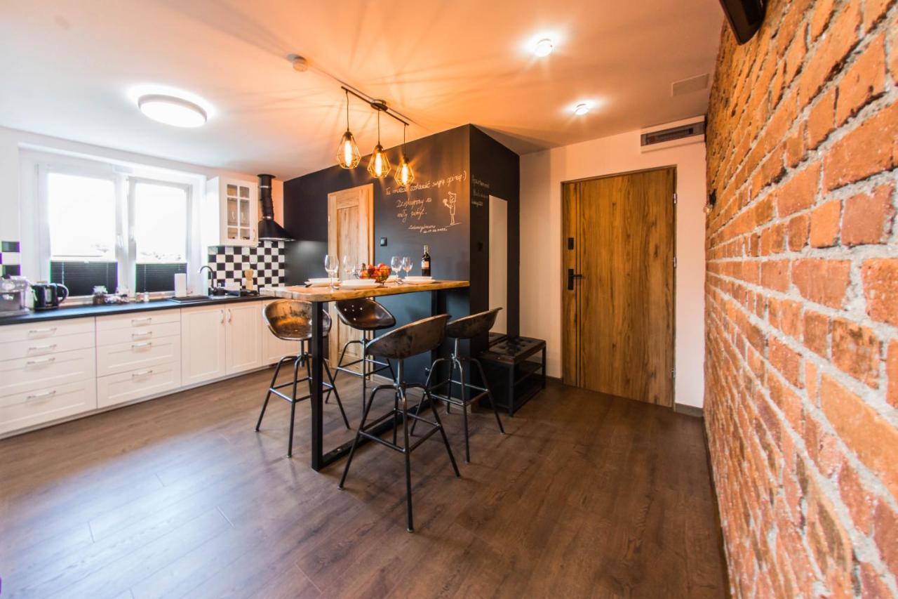 Apartament Wita Stwosza Jelenia Góra Extérieur photo